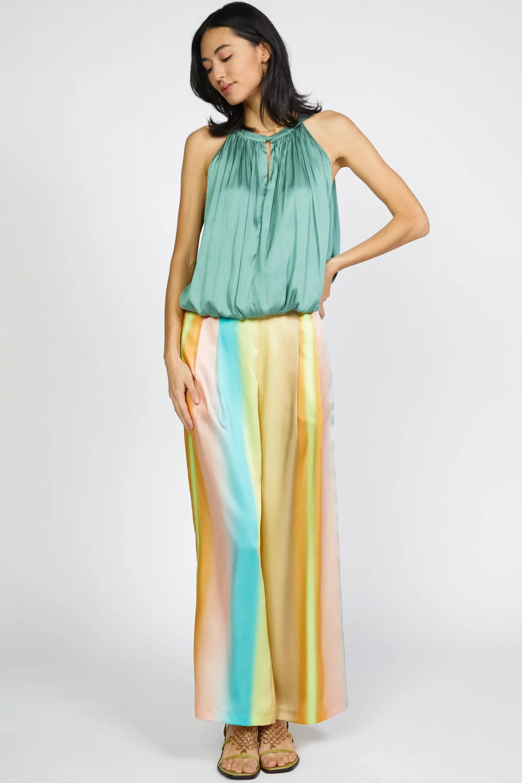 Current Air Sleeveless Tops-Bubble Hem Blouse SAGEGREEN