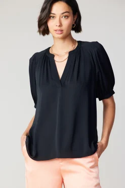 Current Air Short Sleeve Tops-Classic V Neck Blouse BLACK