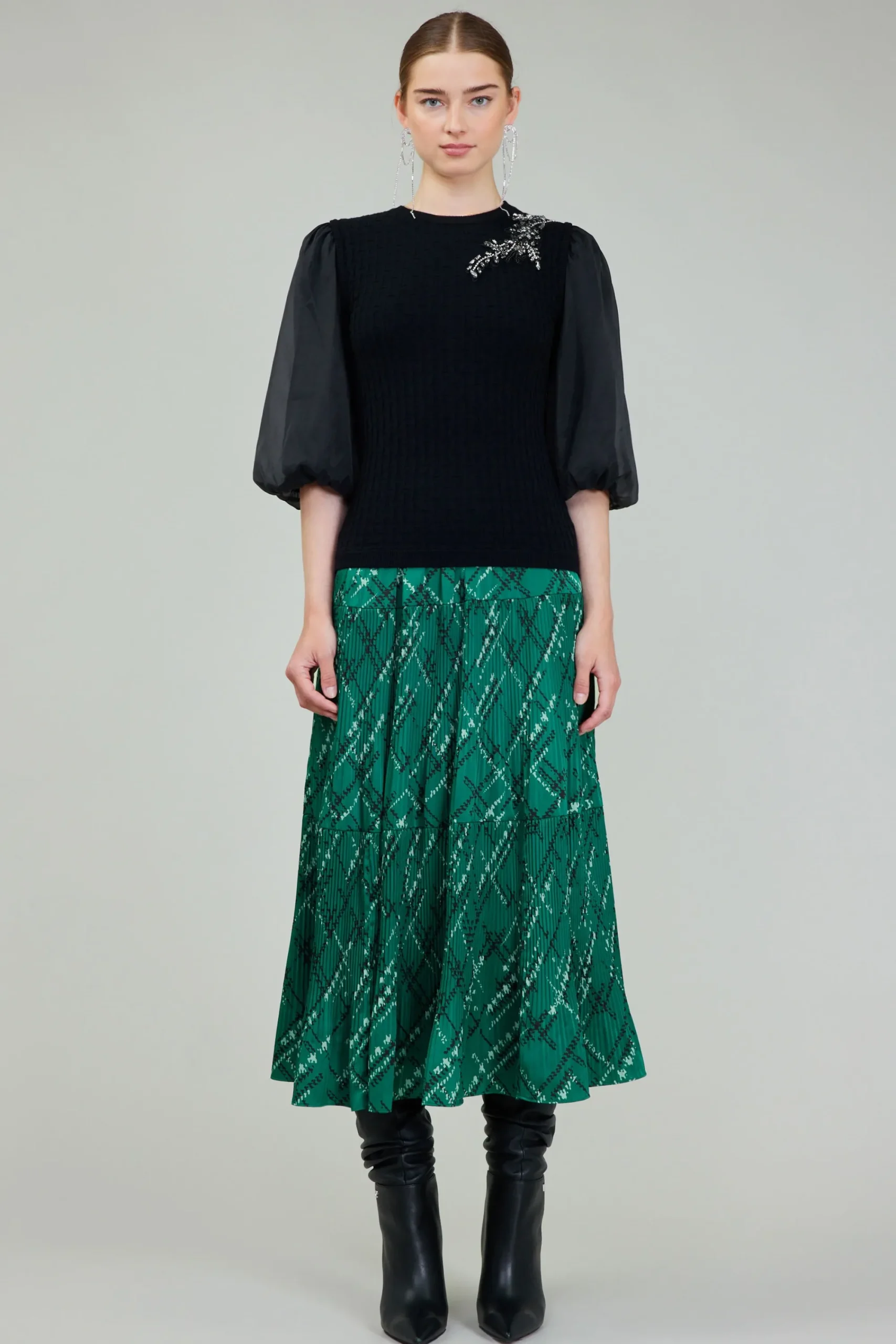 Current Air Knitwear | Short Sleeve Tops-Contrast Sleeve Knit Blouse BLACK