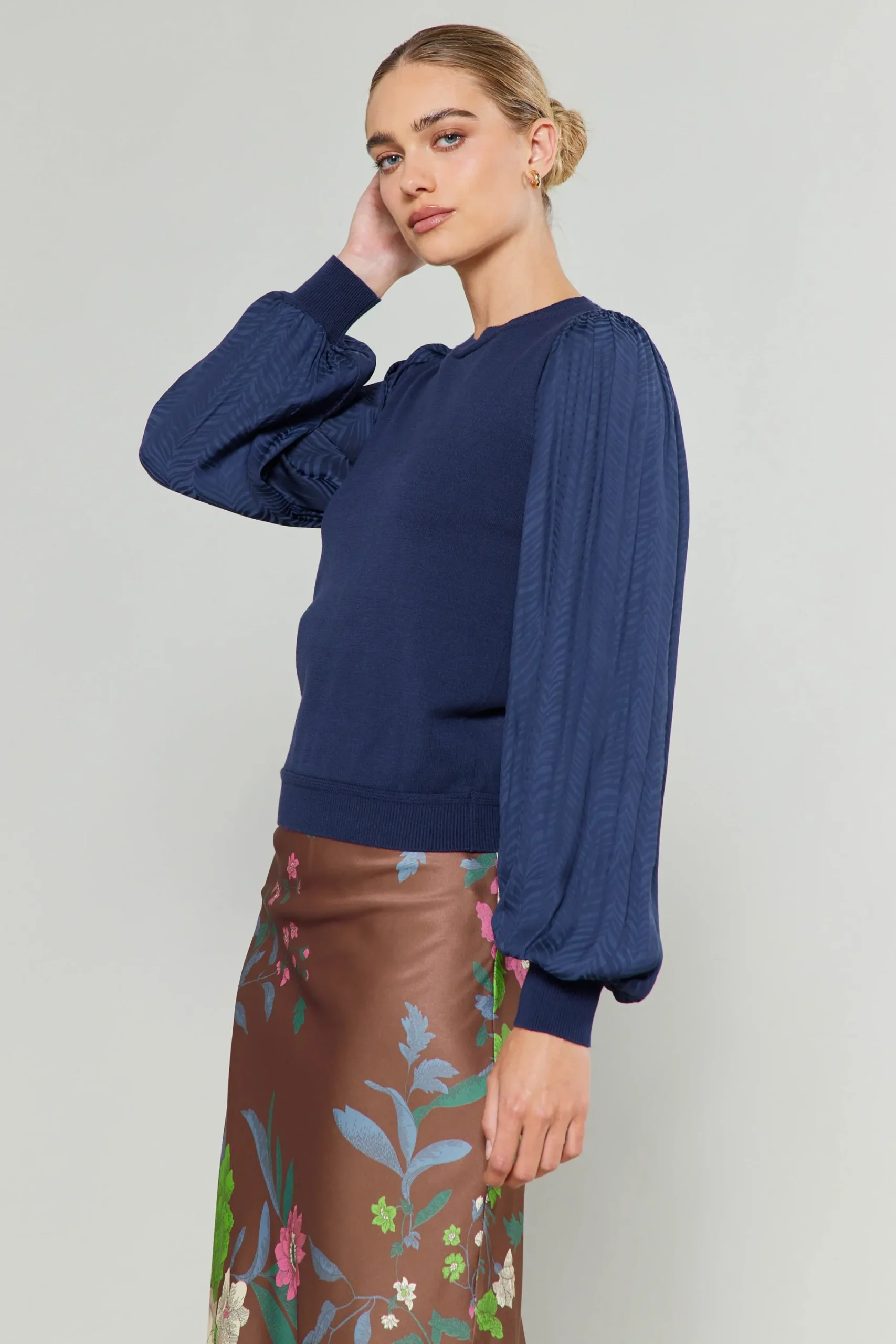 Current Air Knitwear | Sweaters-Contrast Sleeve Knit Top NAVY
