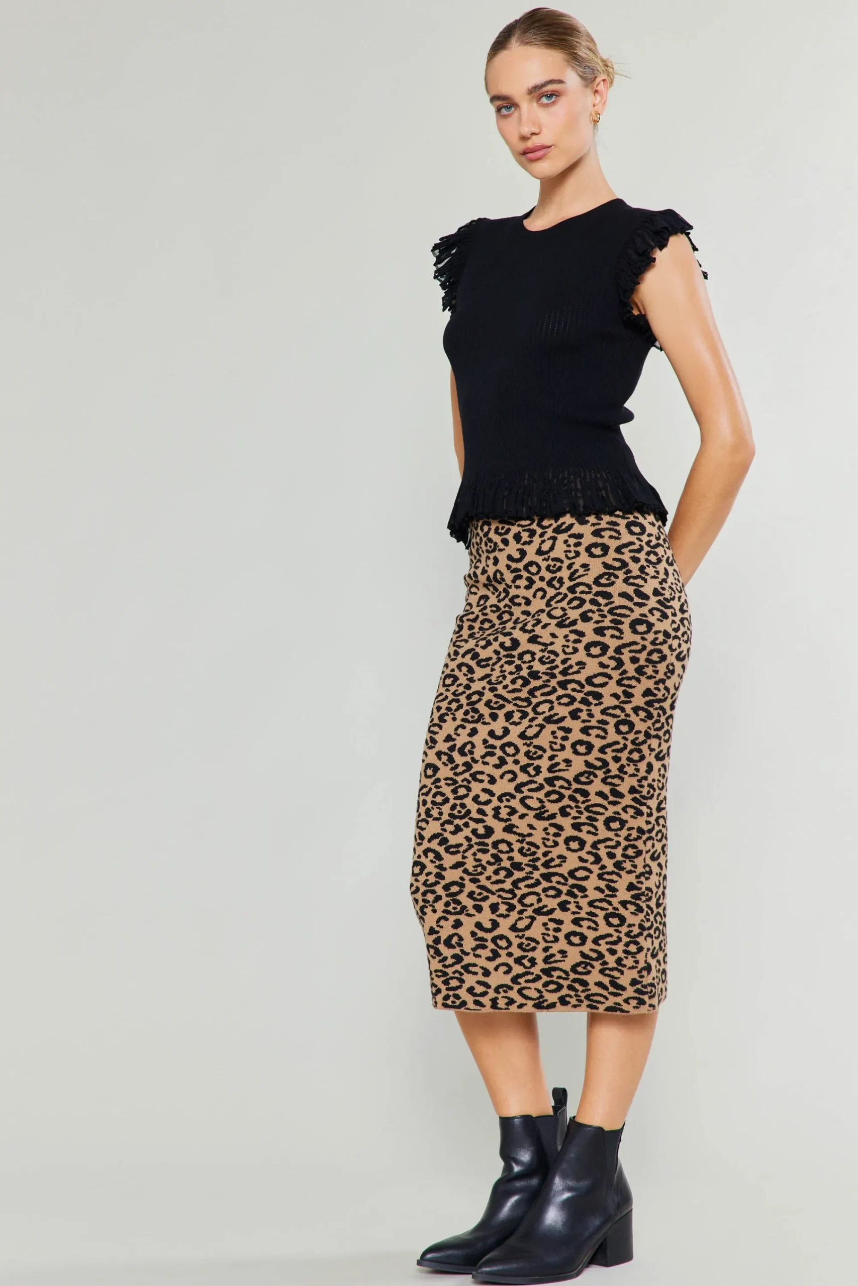 Current Air Knitwear | Sweaters-Flutter Sleeve Sweater Top BLACK