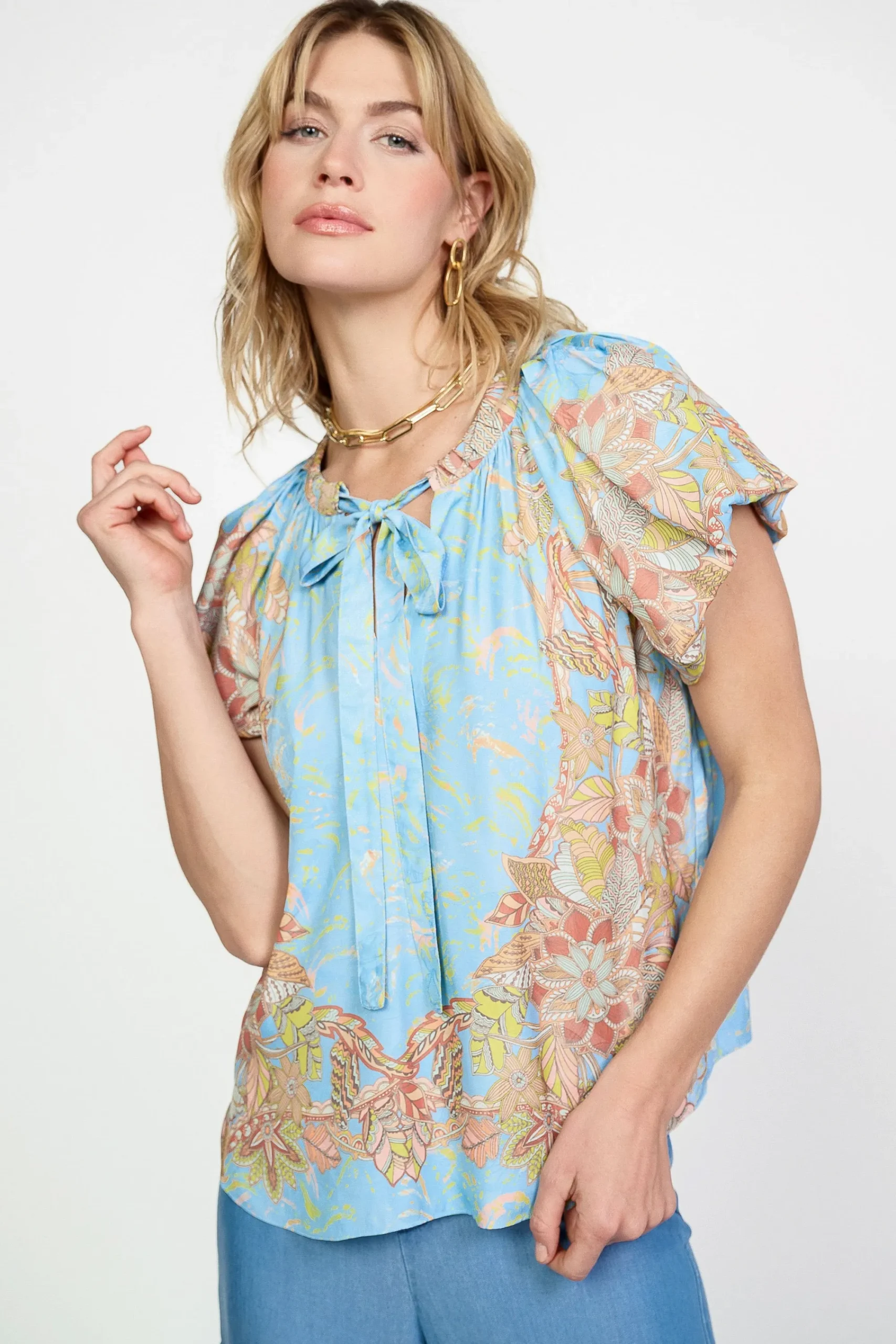 Current Air Short Sleeve Tops-Retro Floral Bubble Sleeve Top SKY