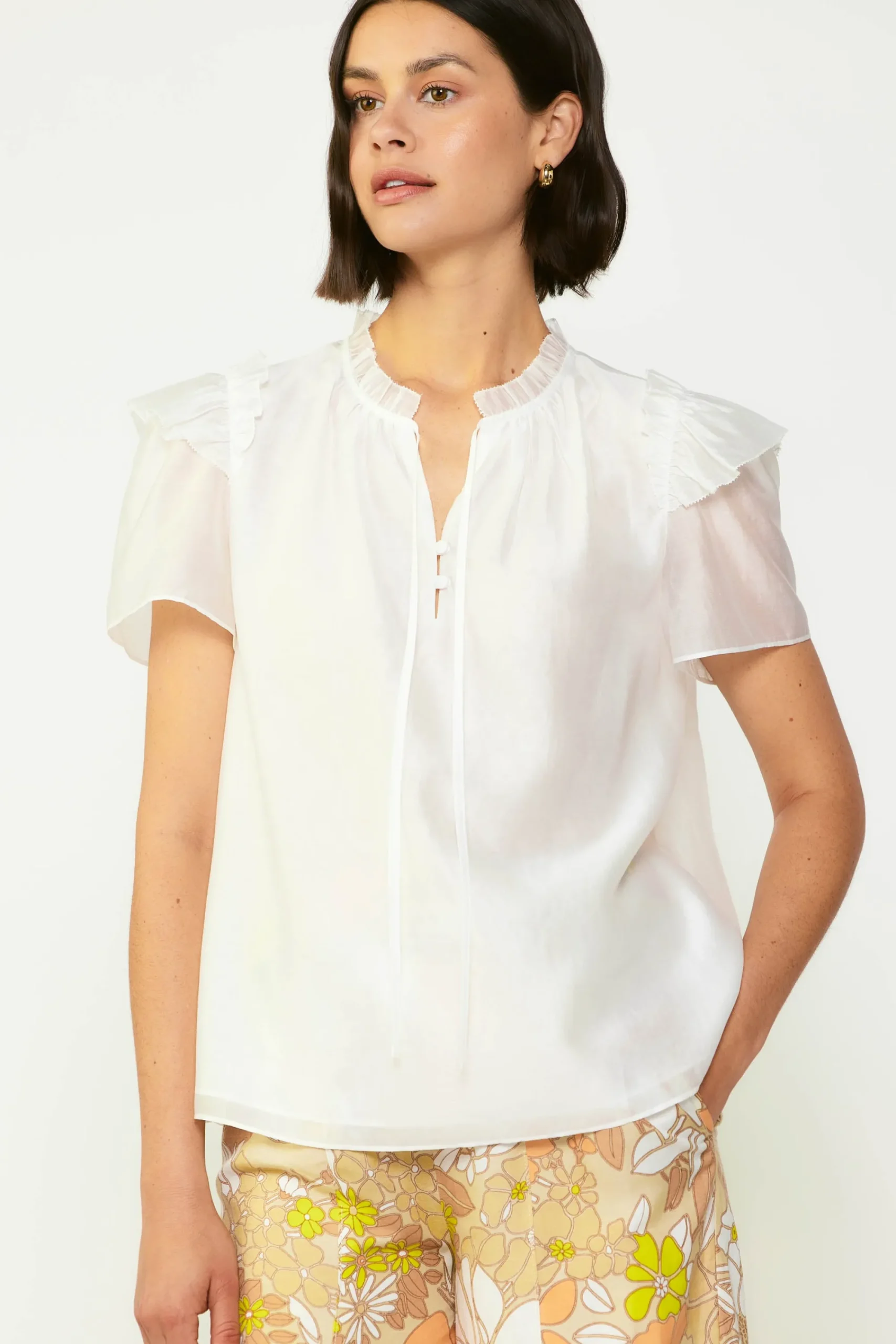 Current Air Short Sleeve Tops-Ruffled Shoulder Blouse WHITE