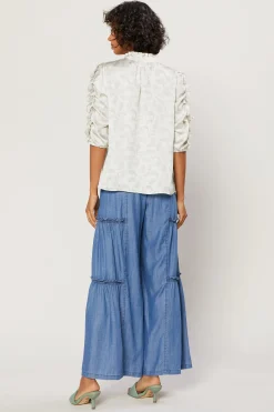 Current Air Long Sleeve Tops-Ruffled Sleeve Jacquard Top IVORY