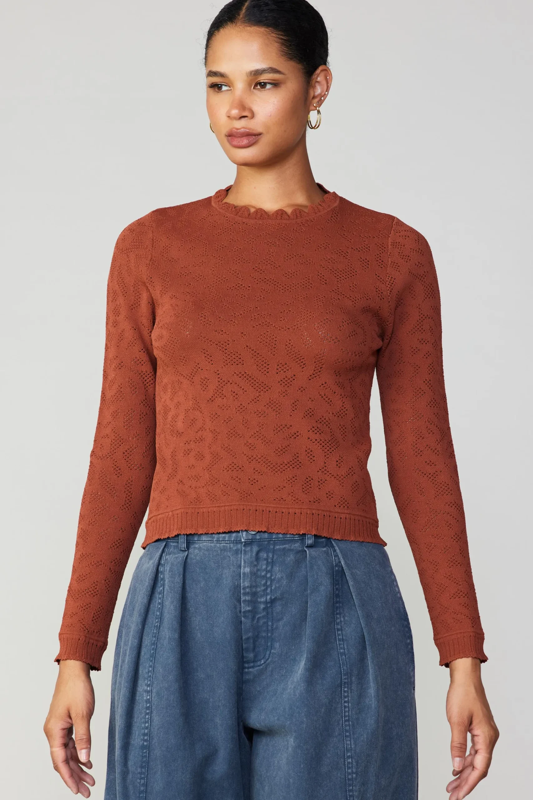 Current Air Long Sleeve Tops | Sweaters-Scalloped Knit Top RUST