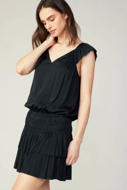 Current Air Mini Dresses-Sweetheart Smocked Mini Dress BLACK