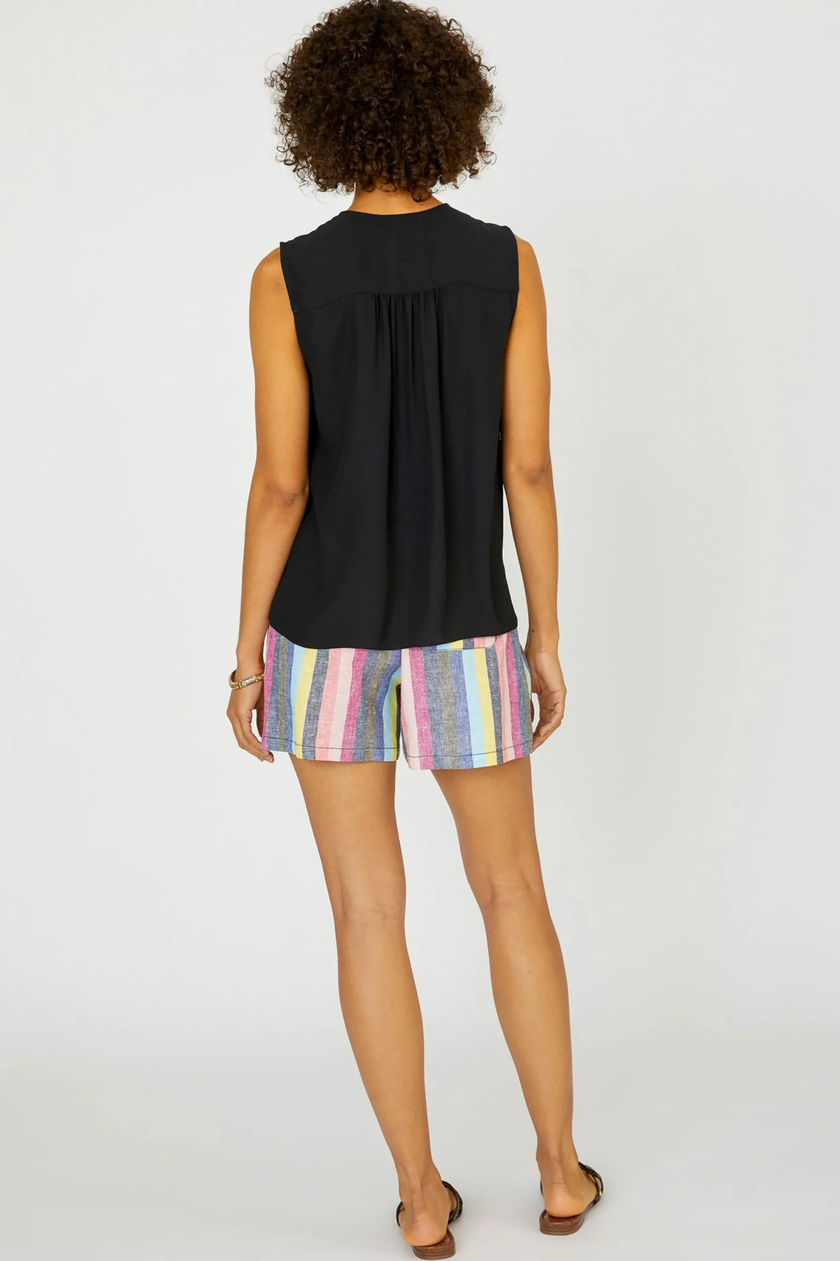 Current Air Sleeveless Tops-Yoke Detail Tank Top BLACK